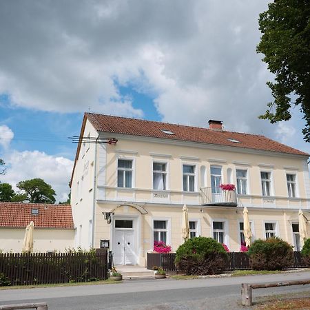 Penzion U Novaku Kožlí u Orlíka 외부 사진